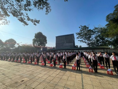 NGÀY HỘI “THIẾU NHI VUI KHỎE- TIẾN BƯỚC LÊN ĐOÀN” 26/3 TRƯỜNG THCS LÊ VĂN TÁM
