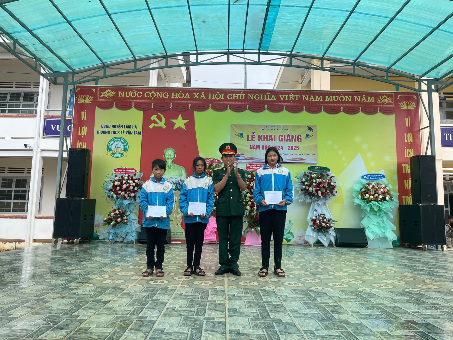 Học bổng từ đoàn kinh tế quốc phòng